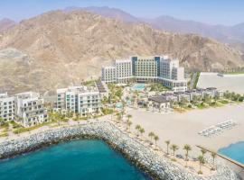 Luxurious apartment at address residences, hotell i Fujairah