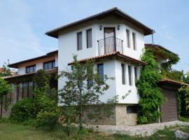 Villa Bignonia, cottage in Varna City