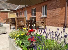 Courtbrook Farm Apartments, hotel near Exeter International Airport - EXT, 