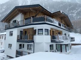 Apart Sunnhäusl, hotel dengan parking di Sölden