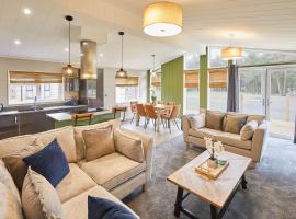 Host & Stay - Eller Beck, The Cabin In The Woods, hotel sa Egton