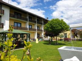 Hotel Garni Gästehaus Hutter, guest house in Unterburg am Klopeiner See