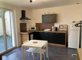 Studio le cosy centre de gaillon(wifi), hotel near Gaillon Golf Course, Gaillon