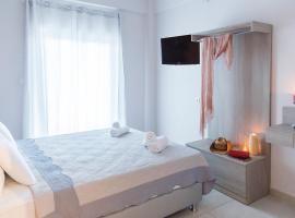 Sueño Luxury Apartments, hotel i Polychrono