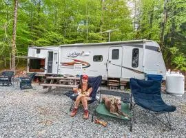 Rv adventure Roscoe Pet friendly