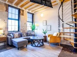 Sterchi Lofts Getaway - Downtown Knoxville