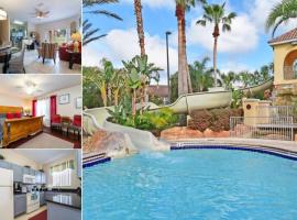 Relaxing resort, spacious pool near Disney, hotel familiar en Davenport