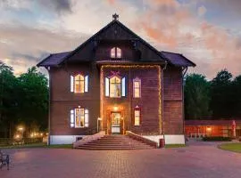 Hotel Garni Jagdschloss Waldsee mit Frühstücksbuffet & Schlossküche für Selbstversorger