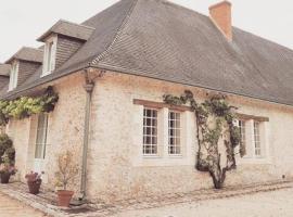 LES GRANGES D'ANTAN - La FORGE -, hotel dengan parkir di Chalonnes-sous-le-Lude