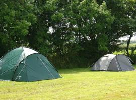 Bring Your Own Tent - 6 Birth Size Tent Max, hotel en Sawbridgeworth
