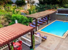 Pousada Quinta Ribeirinha, chỗ nghỉ tự nấu nướng ở Cidade Velha