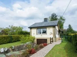 Cottage in Chiny with private garden