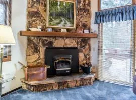 Spacious Winterset 26 2 Bedrm Plus Loft 3 Full Bathrm Townhome Sleeps 8 Steps to Free Town Shuttle