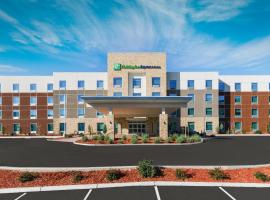 Holiday Inn Express & Suites Oakhurst-Yosemite Park Area, an IHG Hotel, hotel v mestu Oakhurst