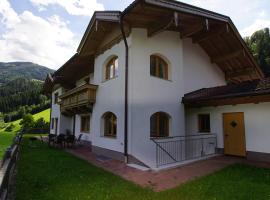 Haus Andrea Schiestl, casa rústica em Zell am Ziller