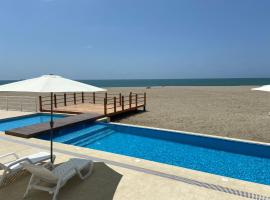Ocean Club - Ocean Suites II, hotel en General Villamil