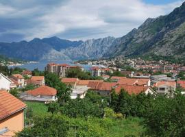 Guest House Sandra, hotel a Kotor