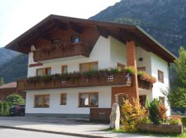 Haus Sonnenschein, ski resort in Holzgau