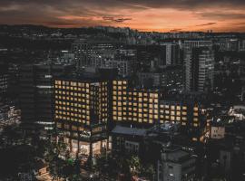 Nine Tree Premier Hotel Insadong: Seul'da bir otel