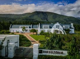 Buffelsdam Country House, hotel berdekatan Lodestone Wines, The Crags