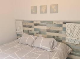 Apartamentos El Barrio, feriebolig i Nerja