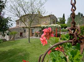 Agriturismo Fontesettimena APPARTAMENTO RONDINE- APPARTAMENTO CAPRIOLO, holiday rental sa Volterra