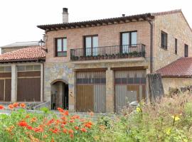 Casa Rural El Carrascal, βίλα σε Casarejos