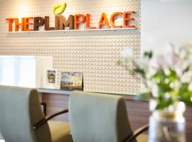 The Plimplace Hotel，Bang Su暹罗商业银行总部附近的飯店