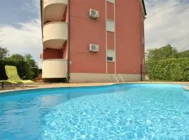 Apartment Percic with Shared Pool