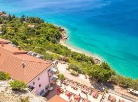 Stunning Apartment In Stara Baska 1 With Wifi