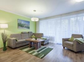 Residenz Seestern Wohnung 22, ξενοδοχείο με πισίνα σε Boltenhagen