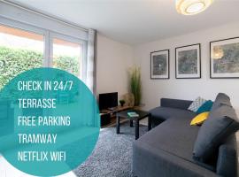 My Cozy Flat Blagnac - T2 - Free Parking - Terrasse - Jardin, hotell i Blagnac