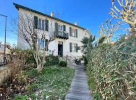 SUPERBE MAISON FAMILIALE AVEC JARDIN AU COEUR DE BIARRITZ