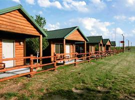 Badlands Frontier Cabins, hotel a Wall