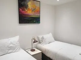 Garland Stylish Apartment 1 in Greater London