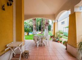 Belvilla by OYO Gabriella Catania, cottage a Floridia