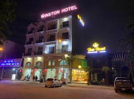 Winston Hotel Riverside, hotel en Distrito de Thu Duc, Ho Chi Minh