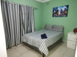 Jackies Guest House, hotell i Durban