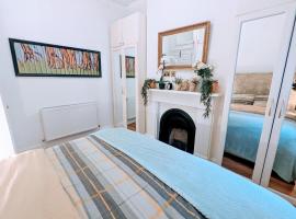 TopHome Highbury Apartment, hotel em Londres
