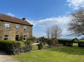 The Farmhouse, place to stay in Whitby