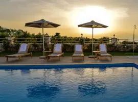 Villa Despanto by PosarelliVillas