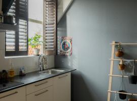 Bed and Breakfast du Parc, Hotel in Zaandam