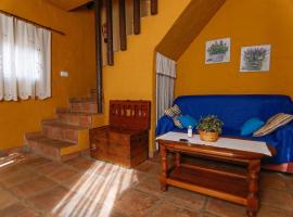 Casas Rurales El Viejo Castaño 2, ξενοδοχείο που δέχεται κατοικίδια σε Pujerra