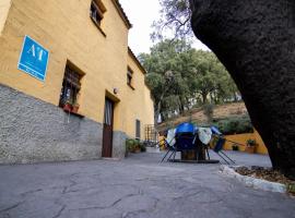 Casas Rurales El Viejo Castaño 3, hotel en Pujerra
