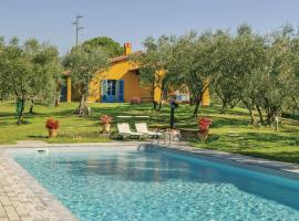 Beautiful Home In Buggiano Pt With Private Swimming Pool, Can Be Inside Or Outside, hotel in Borgo a Buggiano