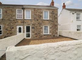 Nappers Cottage, villa in Hayle