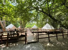 River Tribe Glamping, hotel with parking in Laino Borgo
