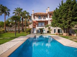 Villa Kissos by PosarelliVillas, hotel with parking in Kipárissos