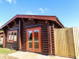 Pine Lodge, holiday home in Oakham