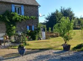 Mortain-Bocage - 2-Bed Wisteria Cottage - Sleeps 4